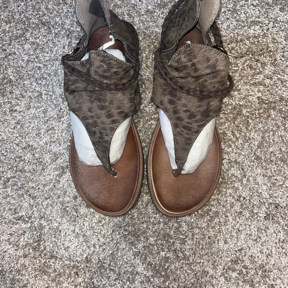 Elegant Brown Sandals for Women